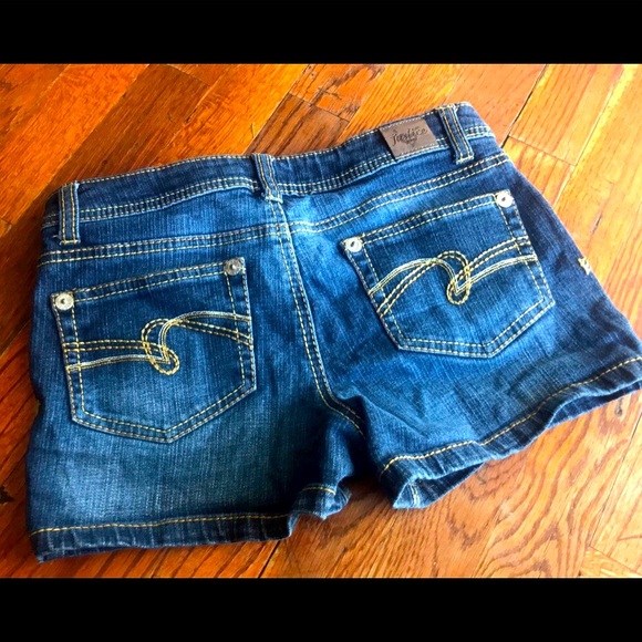 Justice kids Jean shorts - Picture 2 of 2